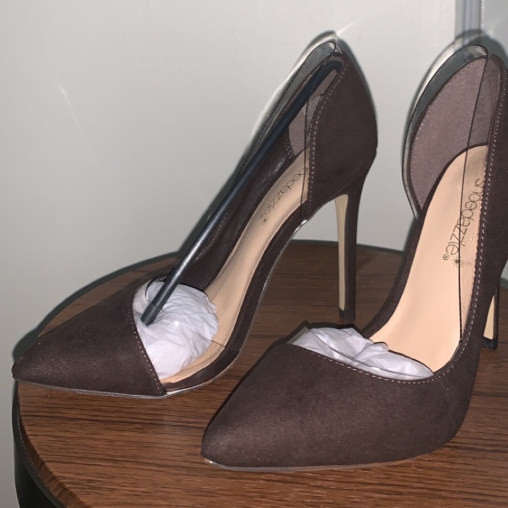 Chocolate Velvet Pumps (In Box)